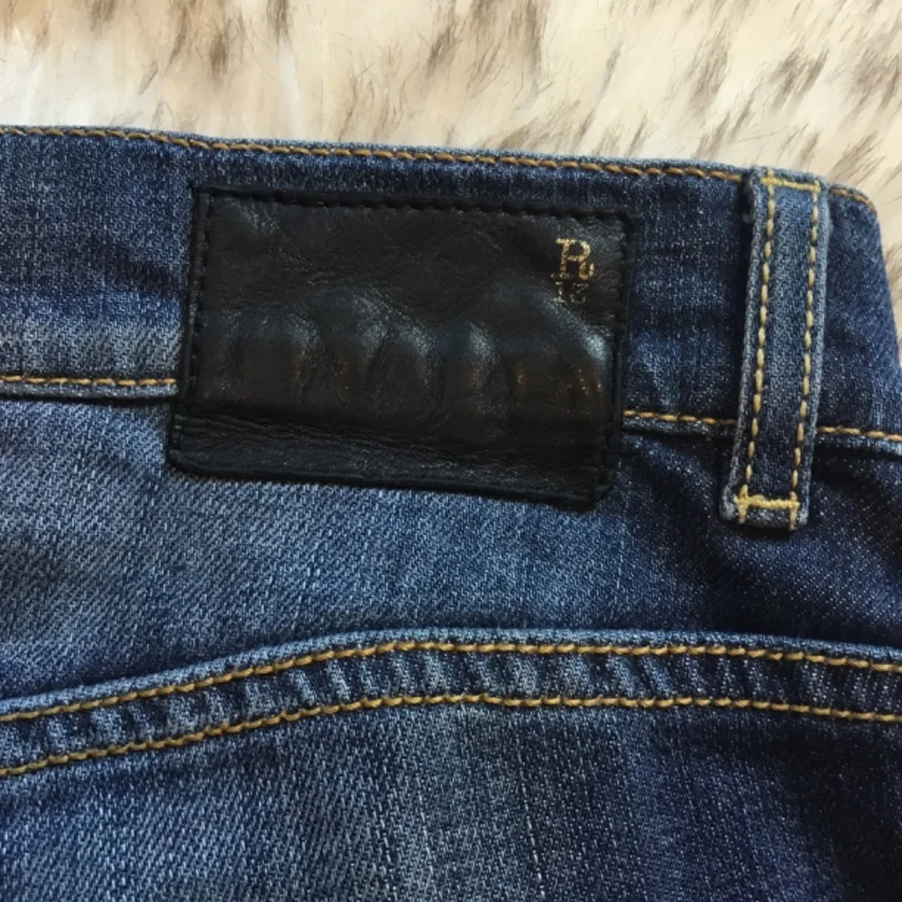 R13 Relaxed Skinny Boyfriend Jeans - Picture 8 of 16